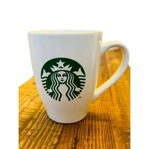 2011 Starbucks Coffee Co. Coffee Cup Mug 16 fl. oz. Green & White Logo - Picture 2 of 9
